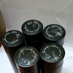 Steelless temperature bottle black color