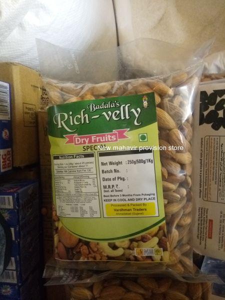Badala's Rich velly almonds