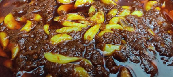 GARLIC PICKLE