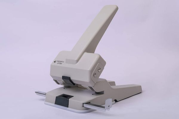 Kangaroo Heavy Duty Paper Punch Model No DP-800