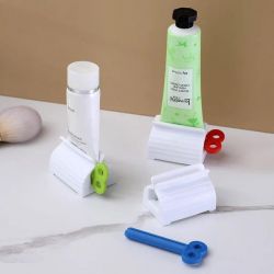 Toothpaste squeezer 