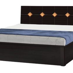 Queen size bed 