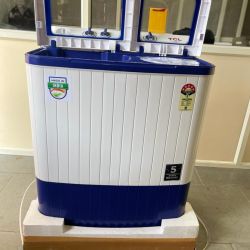 Kelvinator 6.5kg semi automatic washing machine  