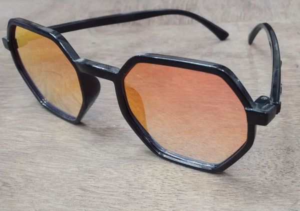 Smart Unisex Elegant Beautiful Sunglasses for Men and Women