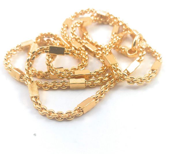 Boy baby clearance gold chain models