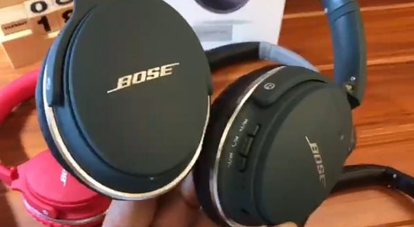 Bose( headphones)