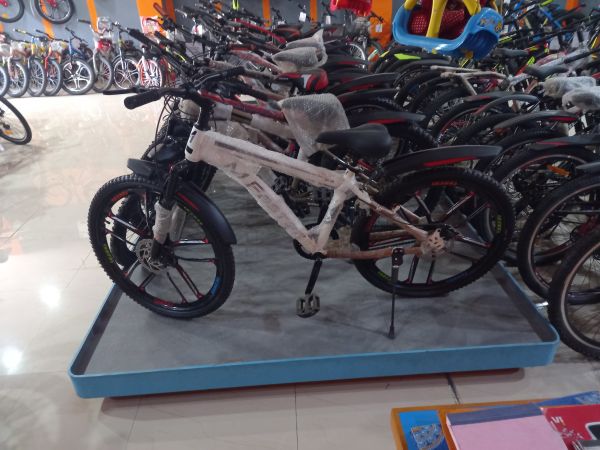 MF 100 