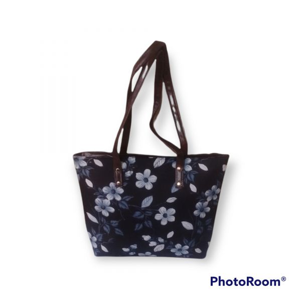 Handbags tote bags