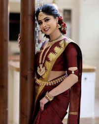 Attractive Design Lichi Silk Wedding Saree With Woven Golden Zari Pallu Butta Work Saree