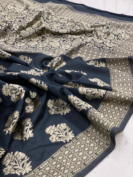 Classic Rich Pallu And Jacquard Work On All Over The Soft Silk Saree