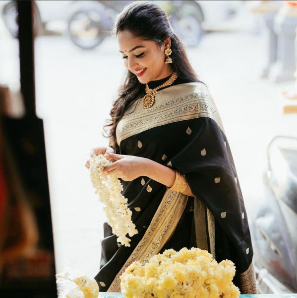 Rich Pallu Jacquard Work Kanjivaram Saree - Special Wedding Edition