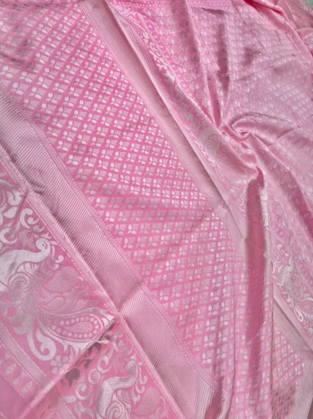 Attractive Lichi Silk With Waving And Nice Extra Ordinary Latest Soft Silk Sarees