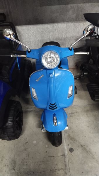 Vespa toy bike 