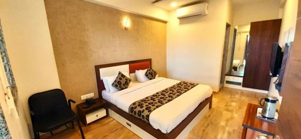 Ac deluxe room 