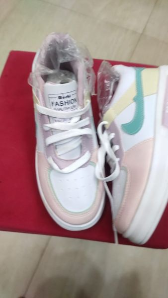 Fashionable girls sports shoes (white-pink) 