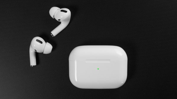 Wireless charger airpods discount pro