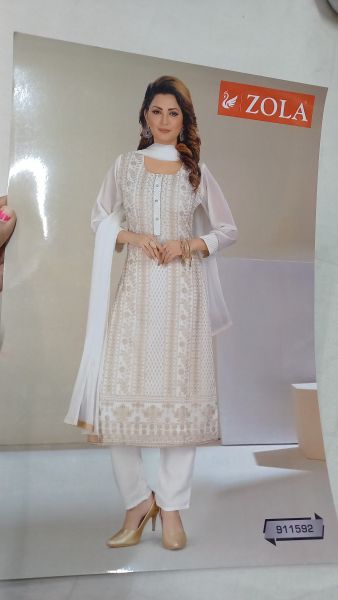 Off white kurti with pant and dupptta l size