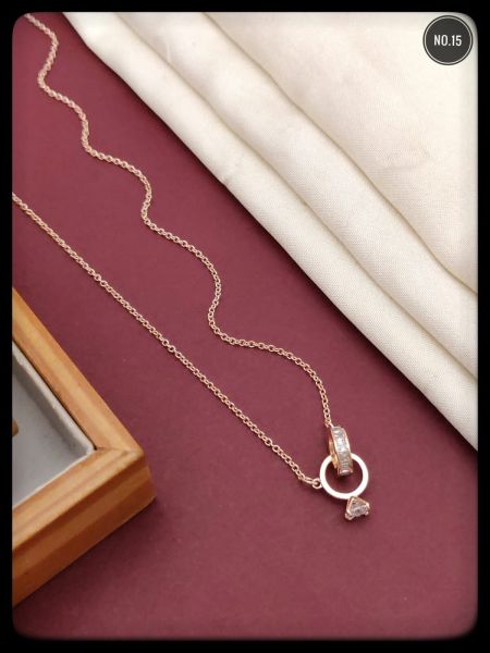 Girls lokets