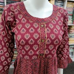 Fancy Round Short Top 