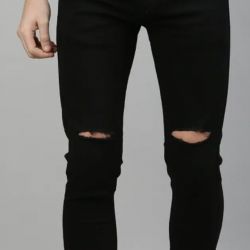 Black knee torn casual ankel fit