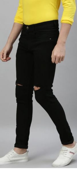 Black knee torn casual ankel fit